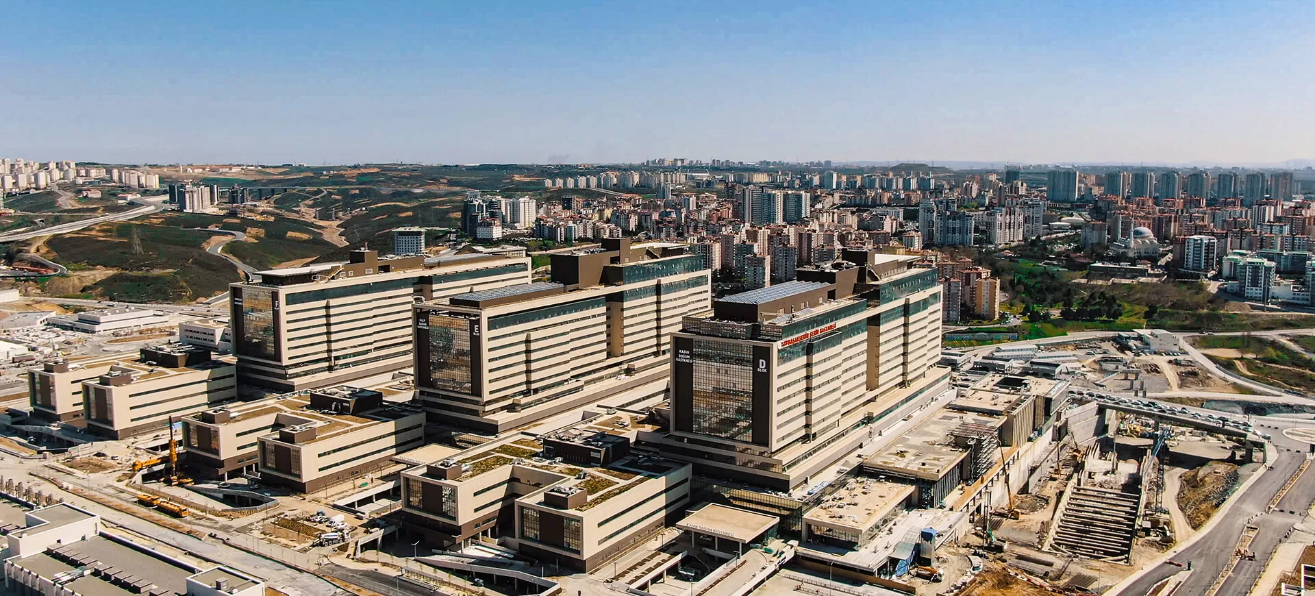 Çam ve Sakura Hastanesi